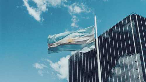 阿根廷外交部长称允许合同以比特币或加密货币