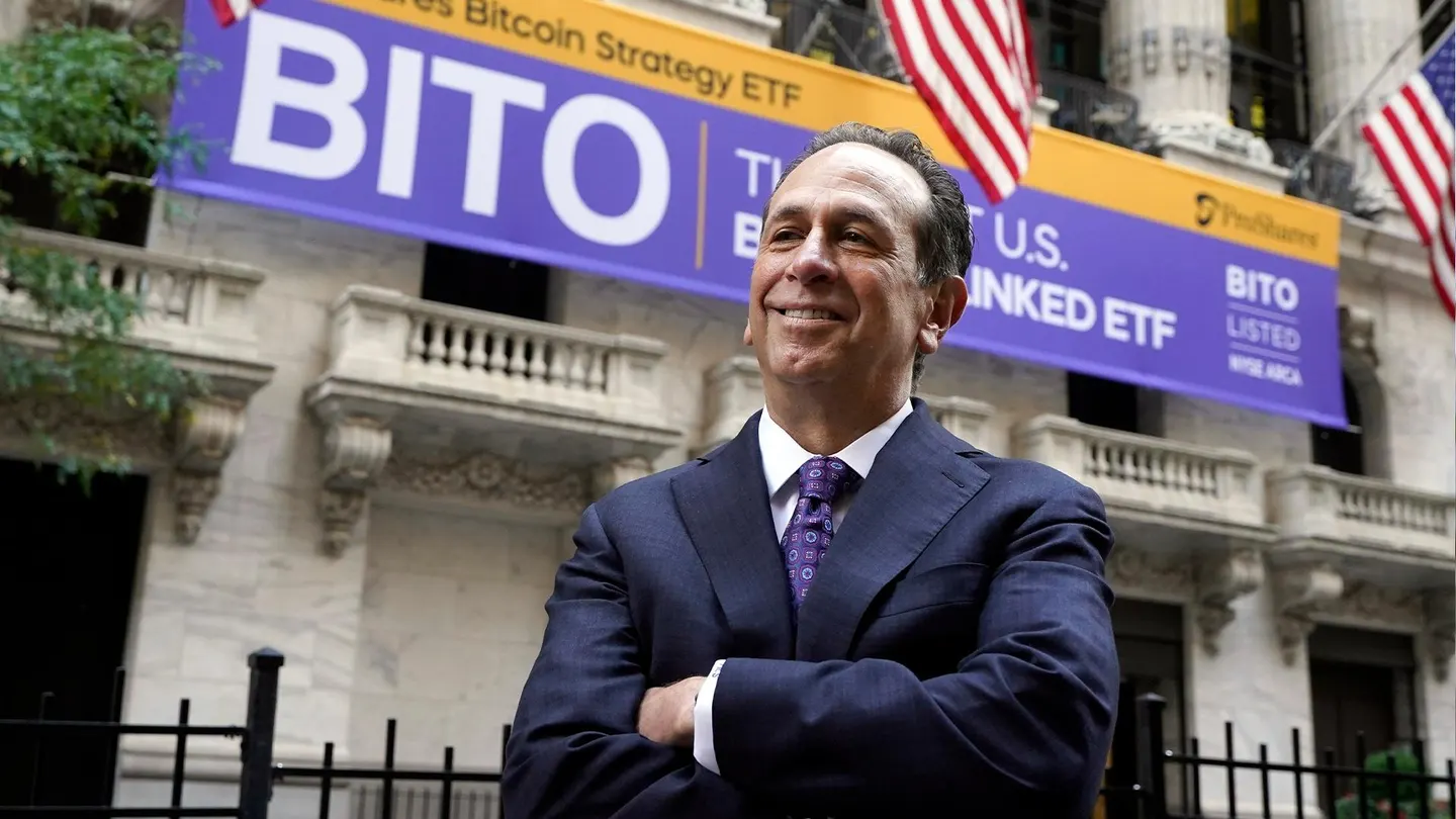 福布斯:比特币现货 ETF 登场,期货 ETF 何去何从?