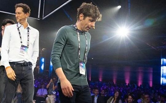 高管流失后 Altman 首次发声：这次人事变动对所有人都好 未来OpenAI会比以往更强